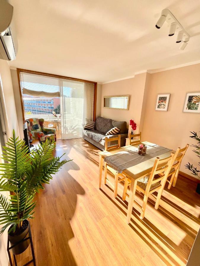 Seahomes Vacations, La Mer Bleue, Beach&Pool, Pk, Full Equipped In Fenals Beach 료렛 드 마르 외부 사진